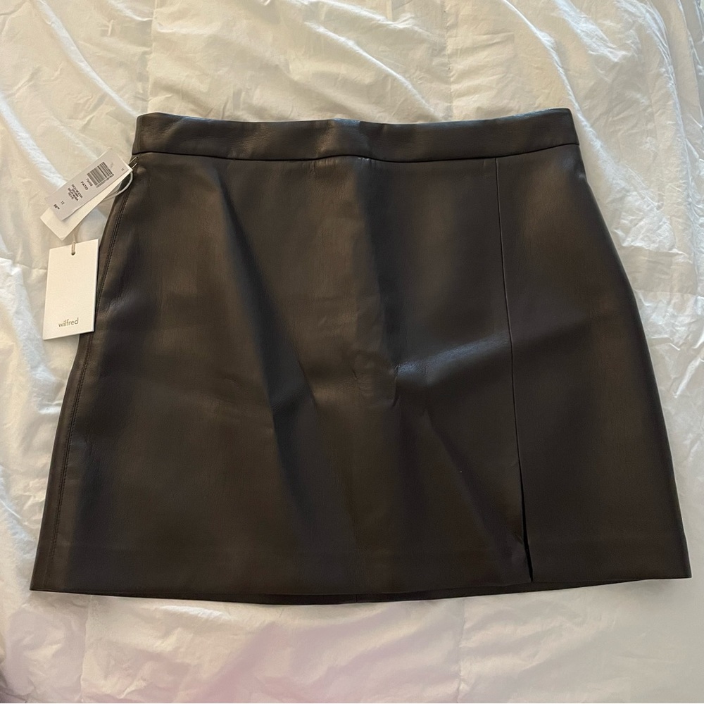 Aritzia Wilfred Patio Skirt